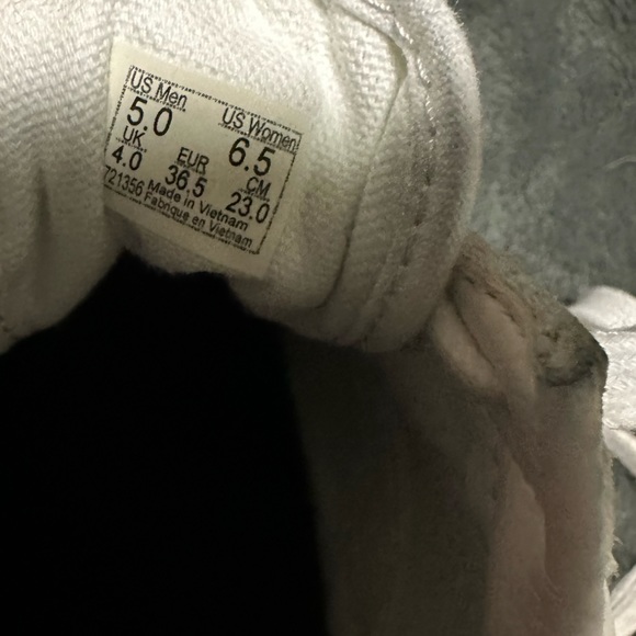 Vans Shoes size 6.5 - Picture 8 of 8